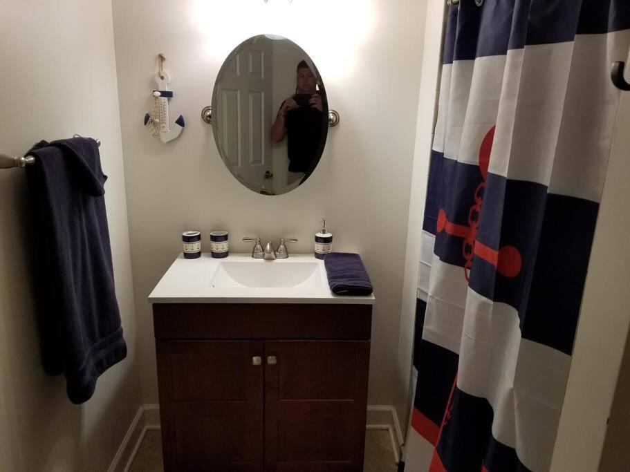 Chain O Lakes Nautical 4Bed 3Bath Waterfront With Bonus Room, Large Deck And Hot Tub Fox Lake 외부 사진